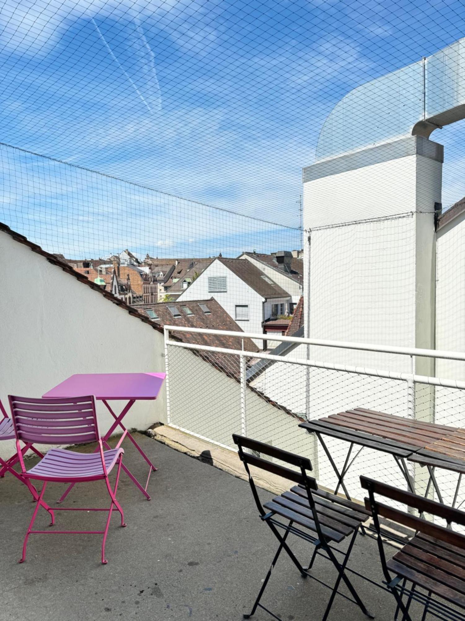 City Center Rooftop Balcony-Studio At Town Hall Basel Luaran gambar