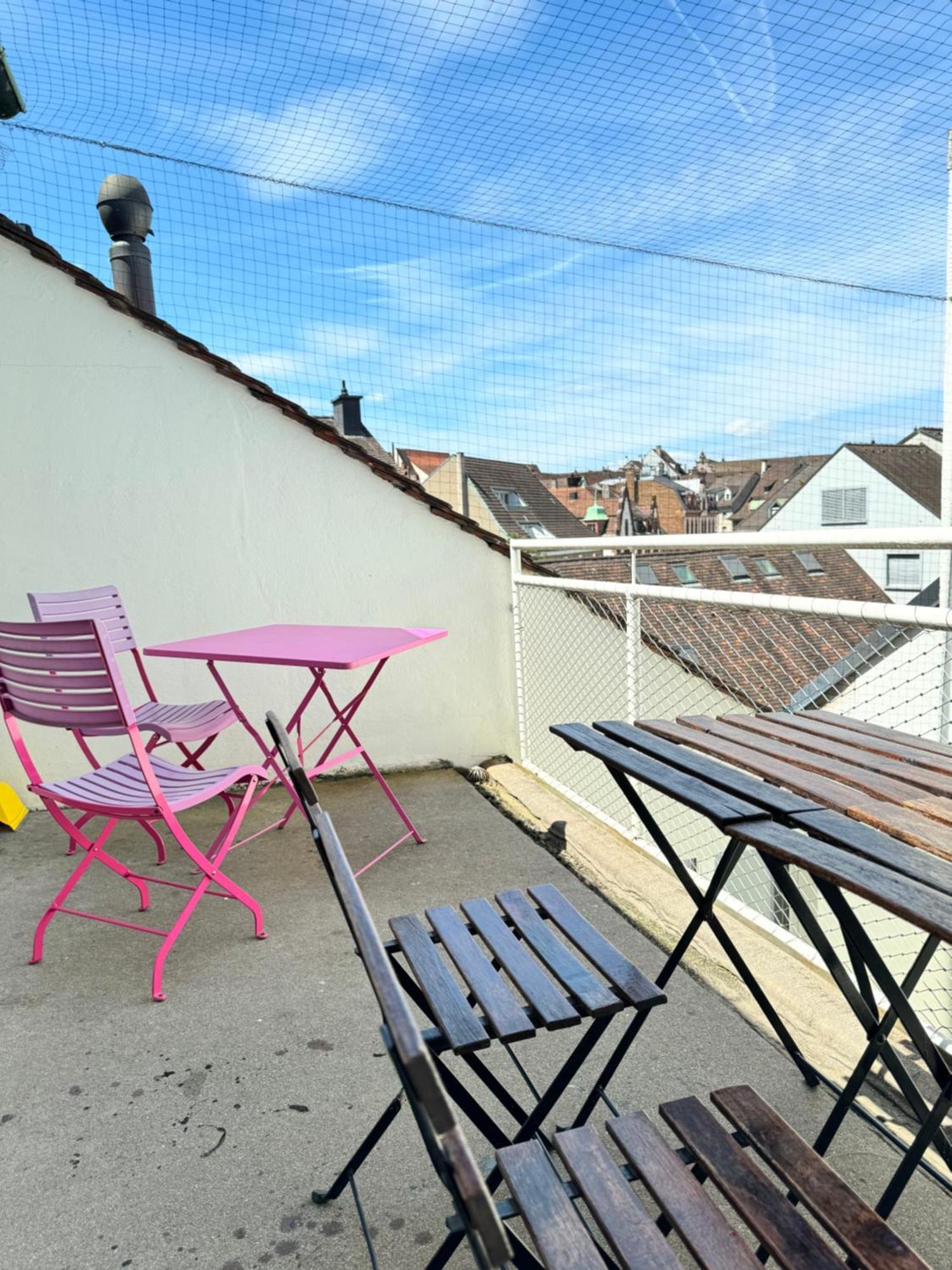 City Center Rooftop Balcony-Studio At Town Hall Basel Luaran gambar